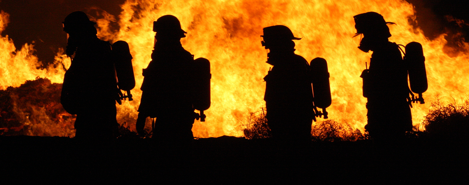 First 5 Minutes on the Fireground: Critical Actions for Incident Safety Officers